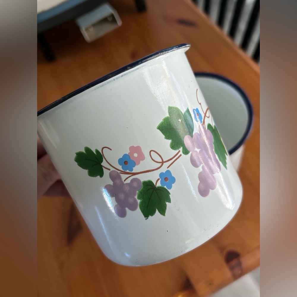 Enamelware Mugs - Picture 2 of 5